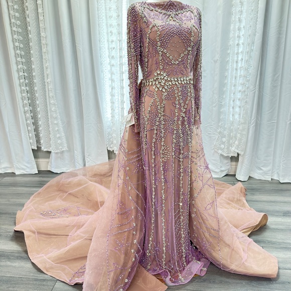 Iyza Belaar Beaded Sequin Embroidered Hand Beaded Gown Dress Purple Size 8 - Picture 3 of 10
